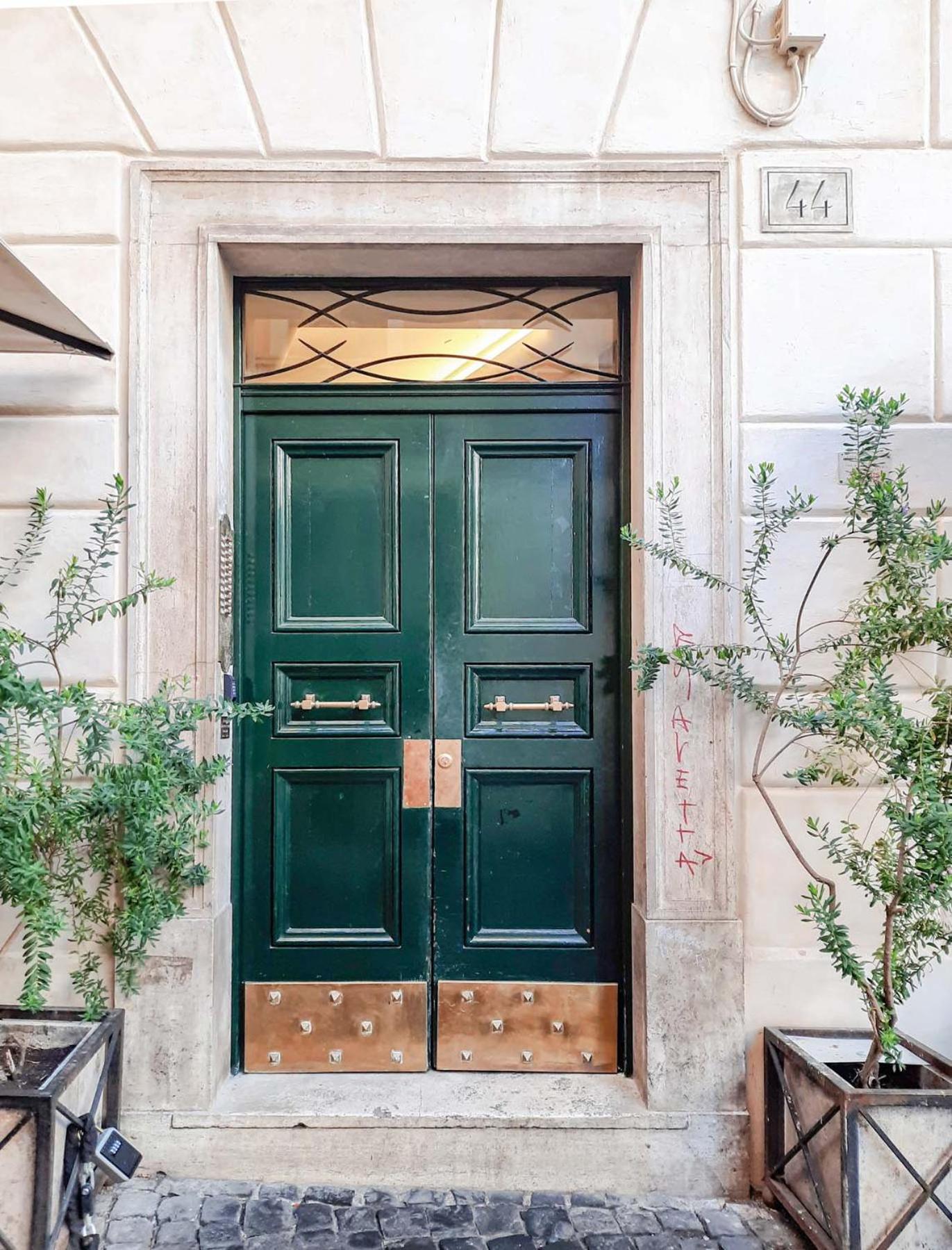 Navona Luxury Flat Rom
